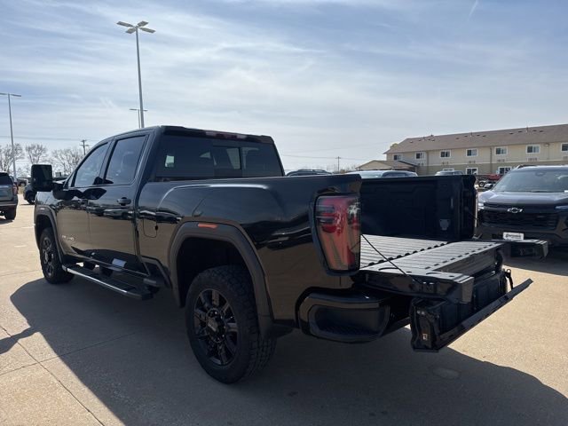 Used 2024 GMC Sierra 2500 AT4 w/ Technology Package image 7