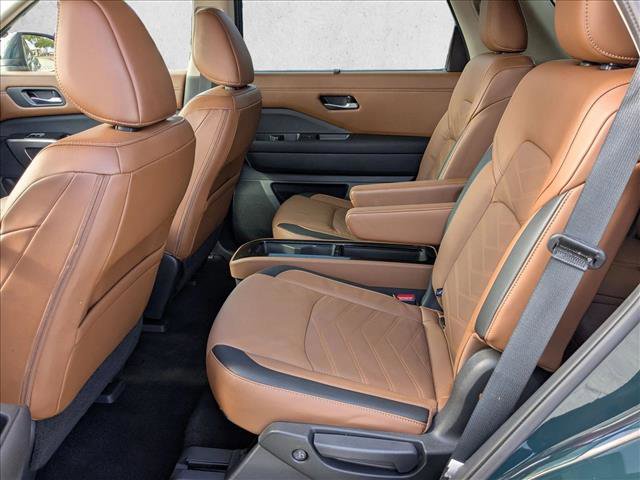 Certified 2023 Nissan Pathfinder Platinum AWD/4WD image 20