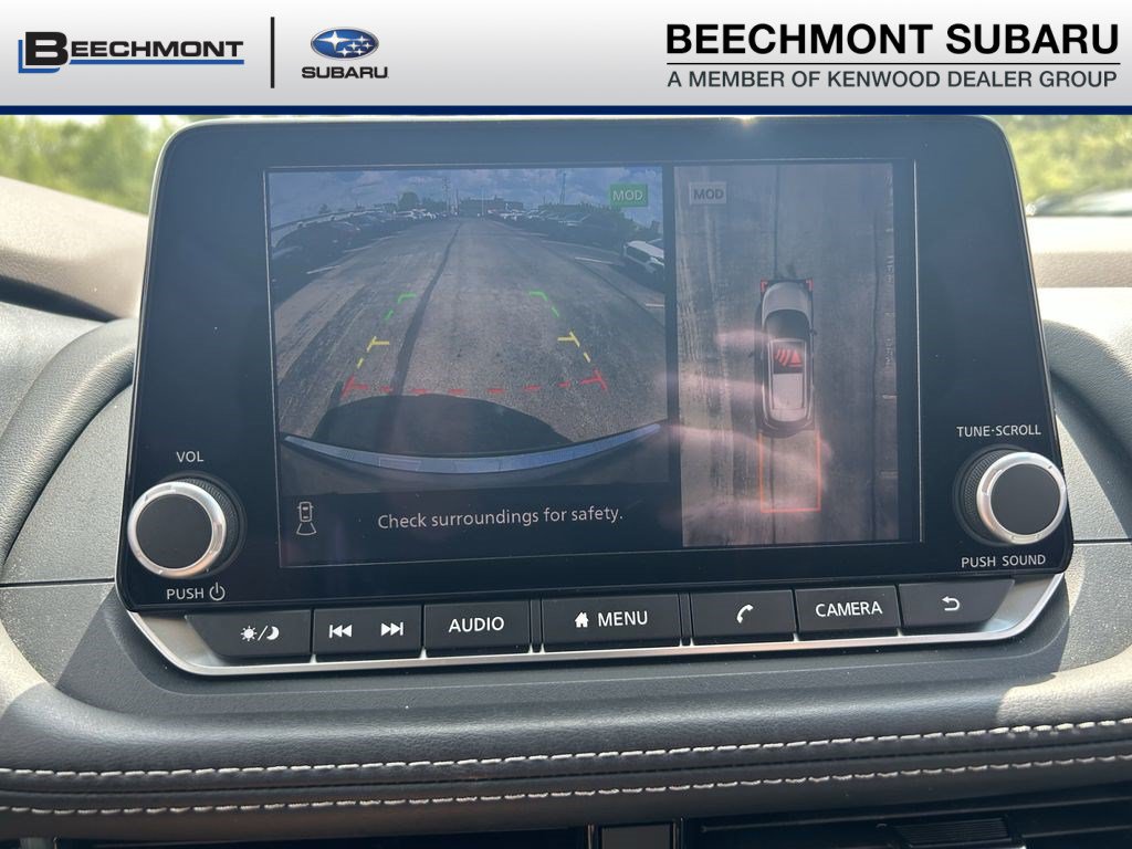 Used 2023 Nissan Rogue SL AWD/4WD image 13