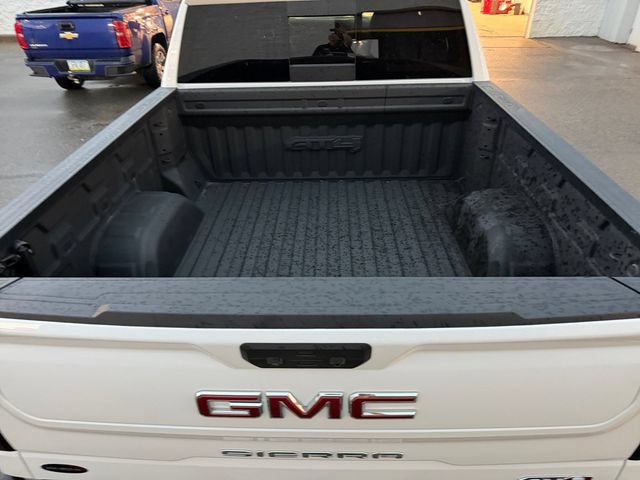 Used 2024 GMC Sierra 1500 AT4 w/ AT4 Preferred Package AWD/4WD image 17