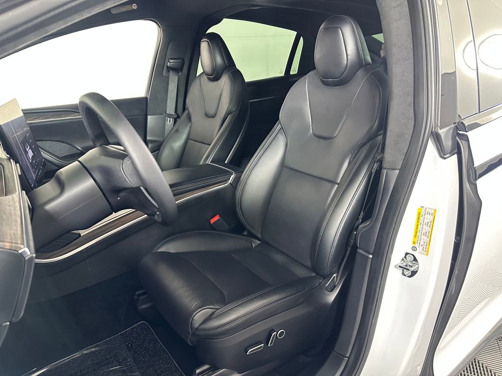 Used 2022 Tesla Model X Base image 16