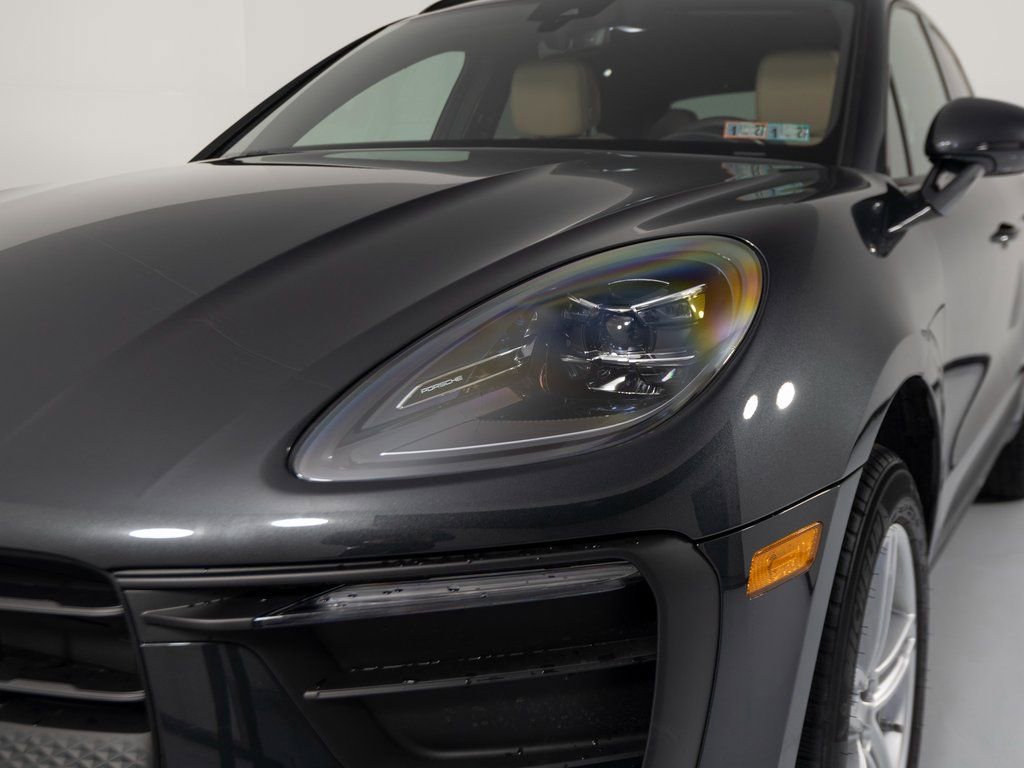 New 2026 Porsche Macan image 35