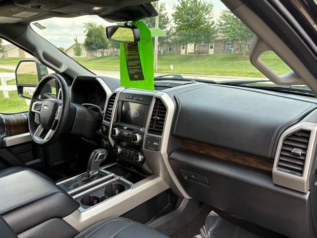 Used 2019 Ford F150 Lariat w/ Equipment Group 502A Luxury AWD/4WD image 12