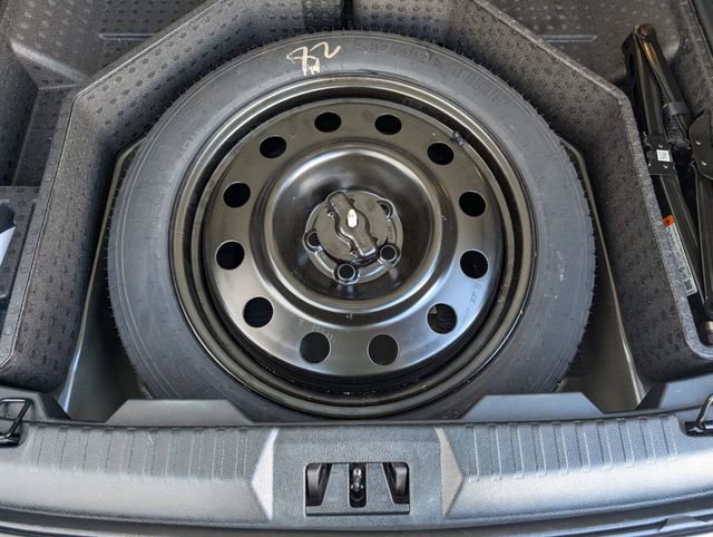 Used 2024 Ford Edge SEL image 25