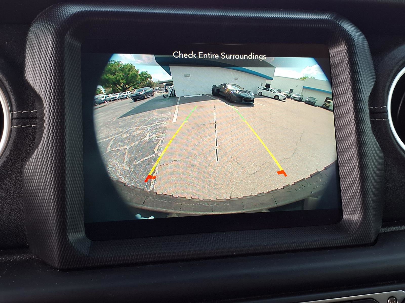 Used 2021 Jeep Wrangler Unlimited Rubicon 4xe w/ Steel Bumper Group image 11