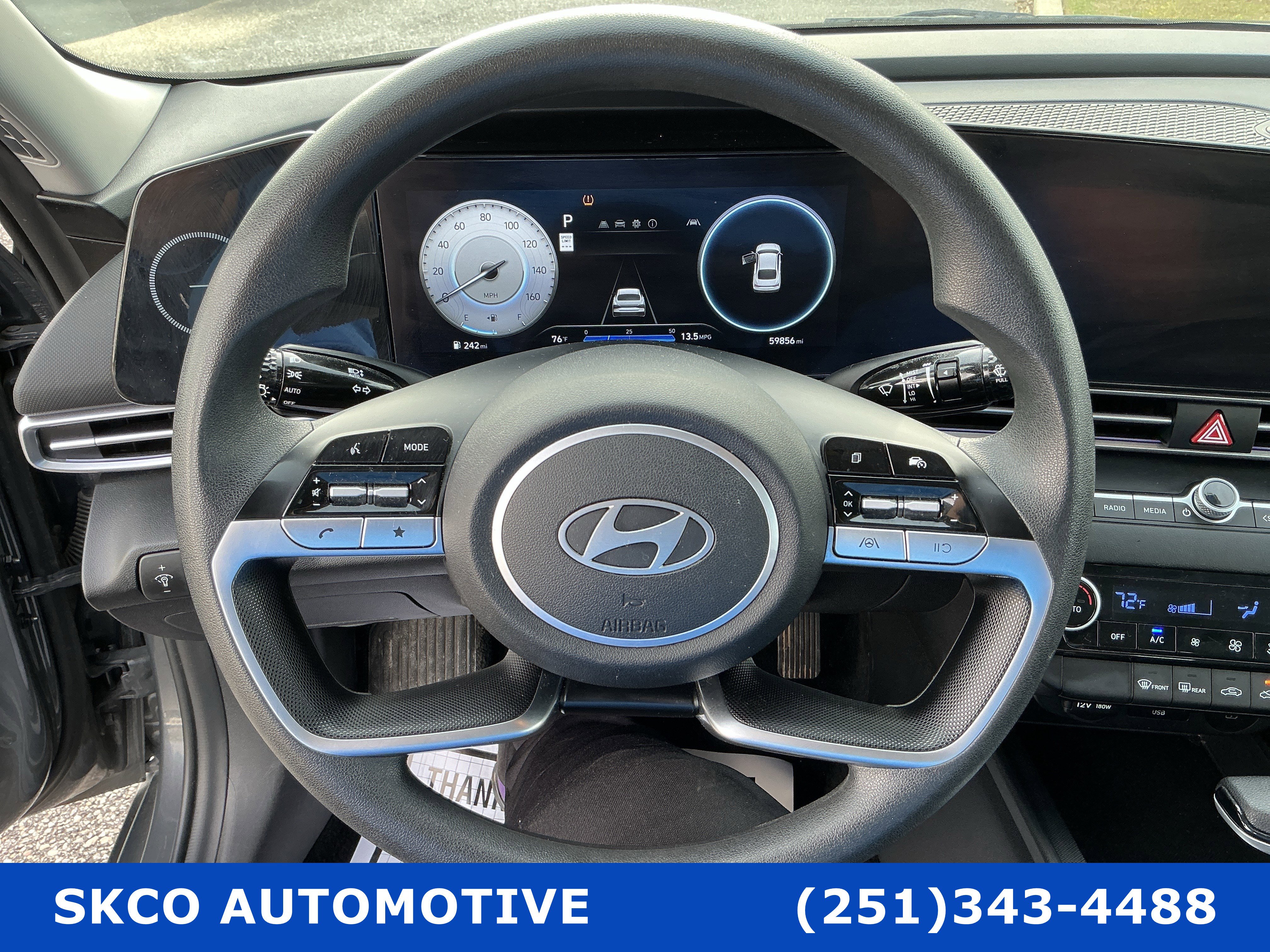 Used 2024 Hyundai Elantra SEL FWD image 18