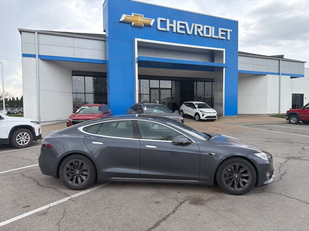 Used 2019 Tesla Model S 100D AWD/4WD image 2