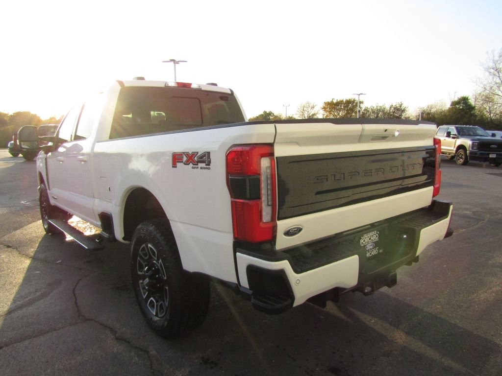 New 2026 Ford F250 Platinum w/ FX4 Off-Road Package image 4
