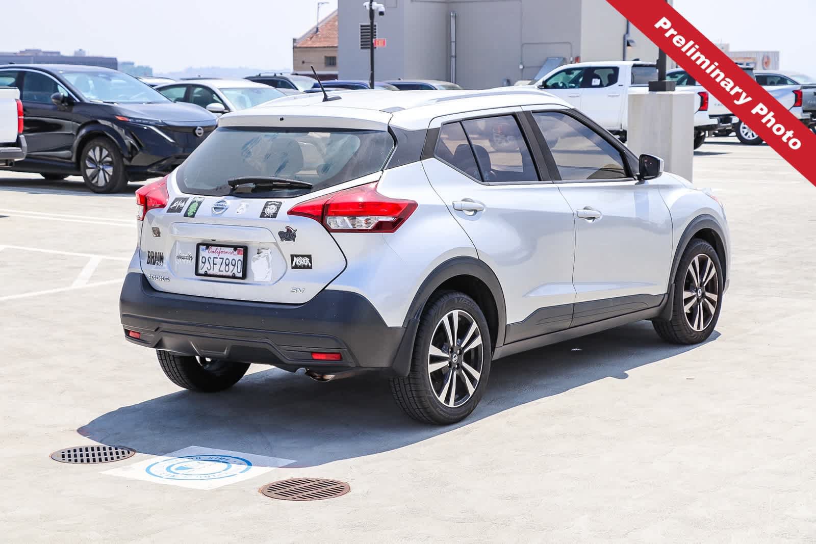 Used 2019 Nissan Kicks SV FWD image 6