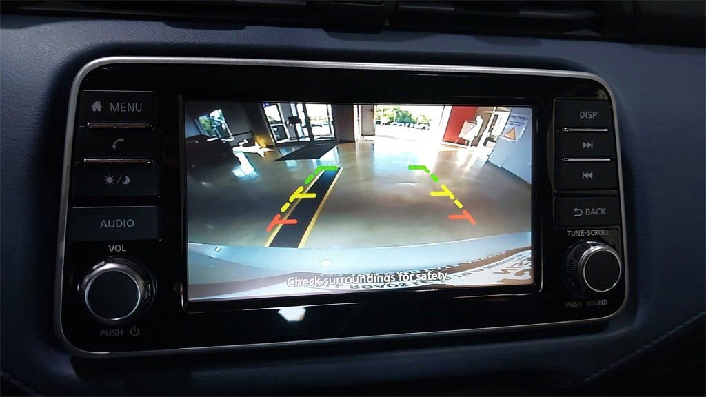 Used 2025 Nissan Versa SV w/ Trunk Package image 23