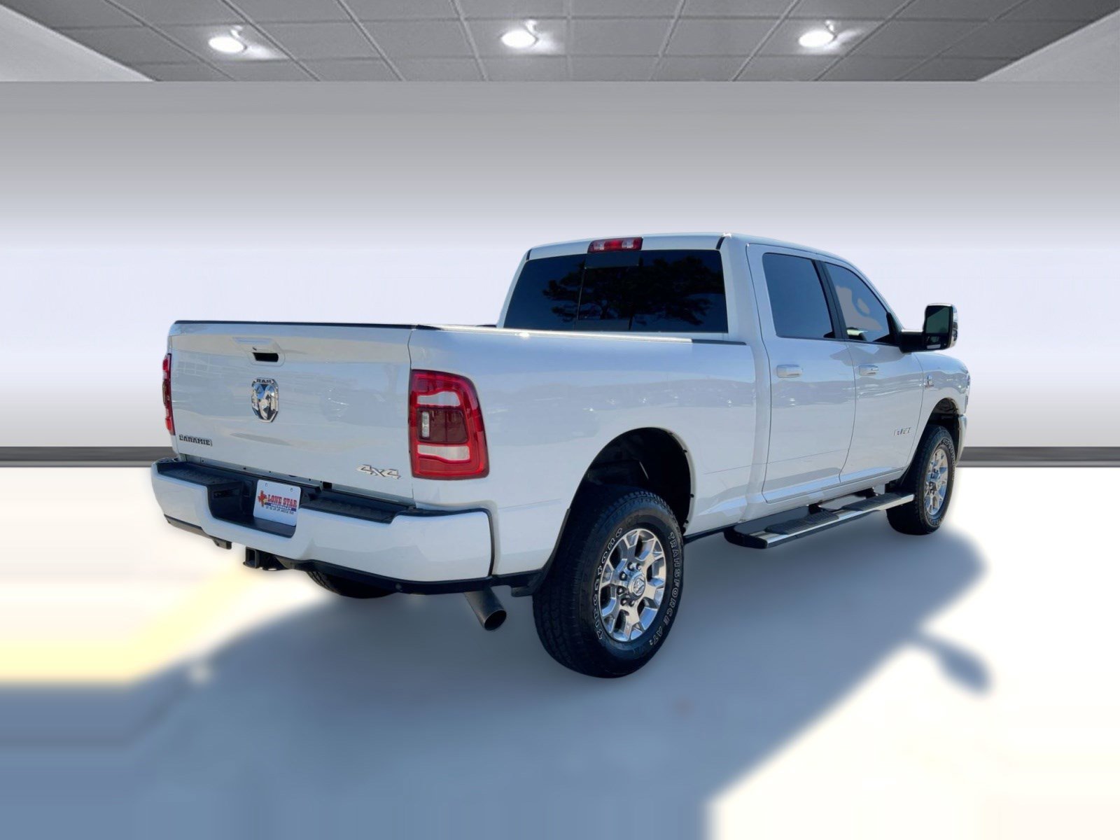 Used 2024 RAM 2500 Laramie w/ Safety Group image 8