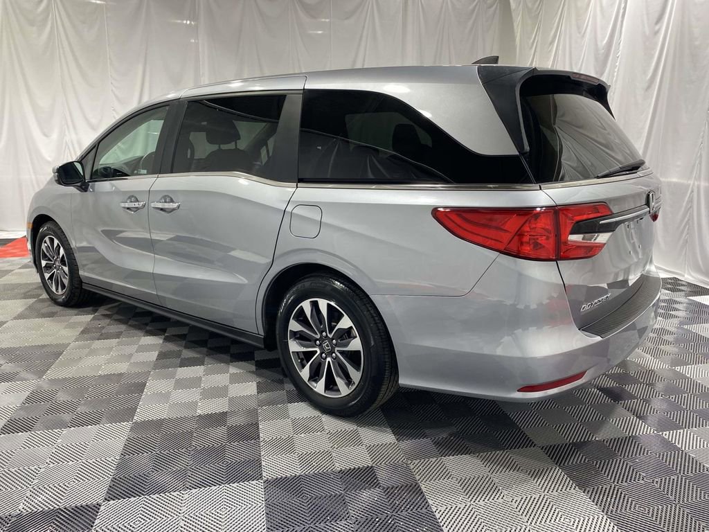 Used 2024 Honda Odyssey EX-L image 2