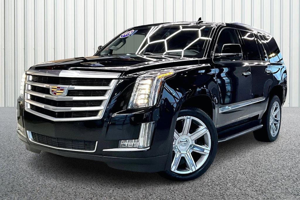 Used 2016 Cadillac Escalade Luxury image 3