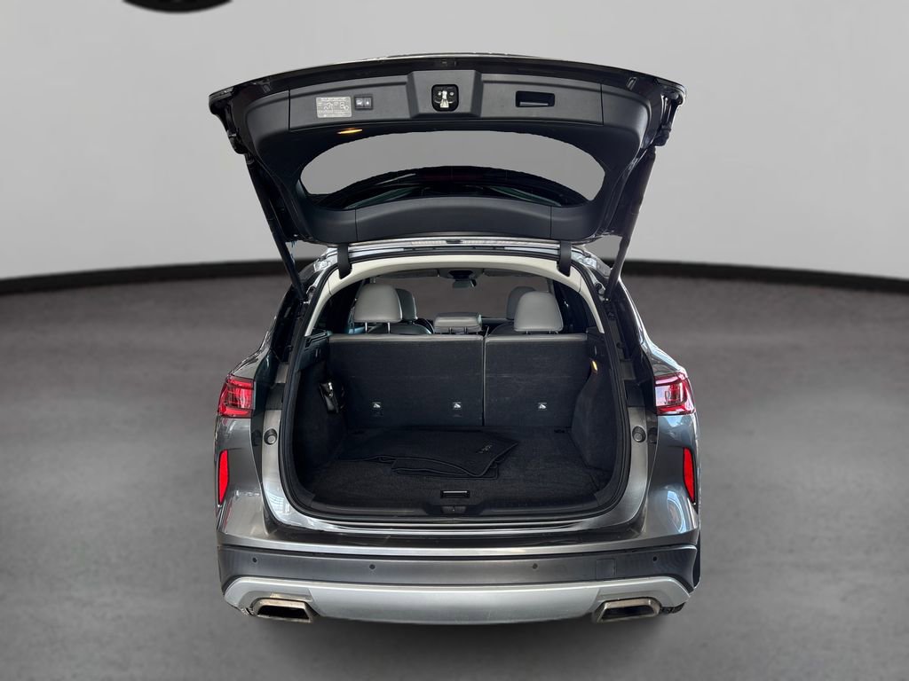 Used 2023 INFINITI QX50 Luxe image 11