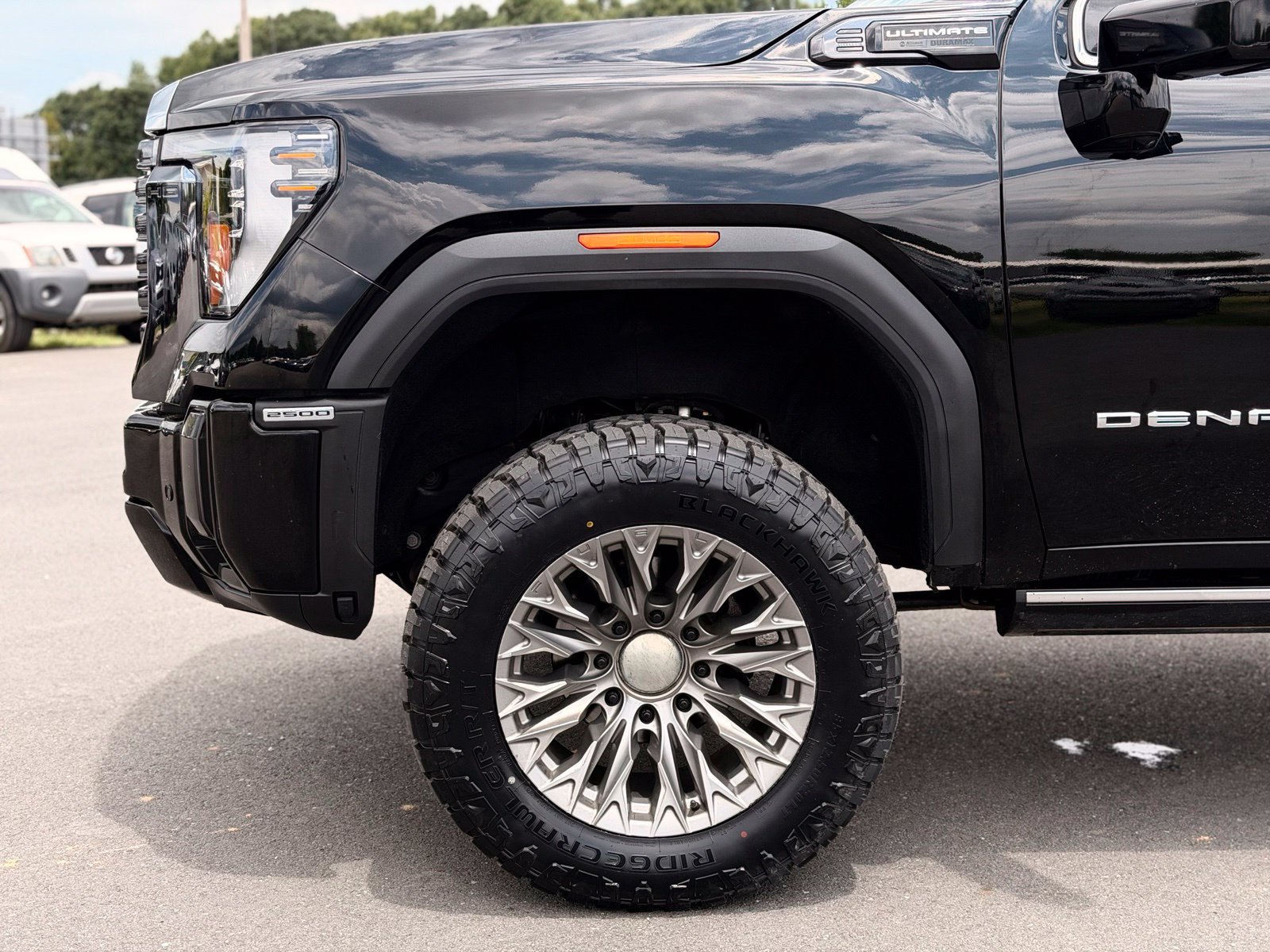 Used 2024 GMC Sierra 2500 Denali Ultimate w/ Max Trailering Package AWD/4WD image 18