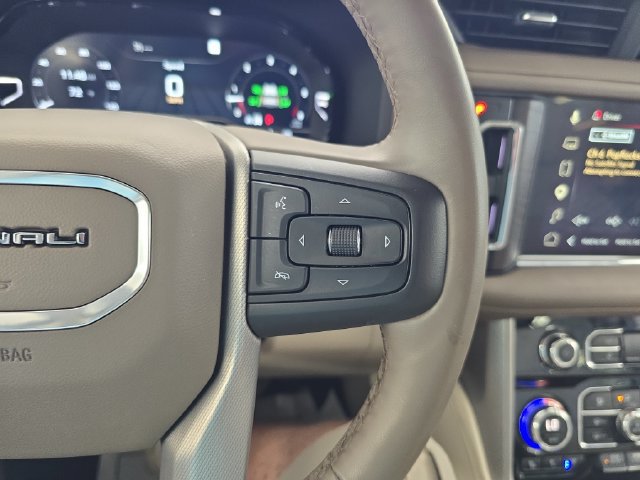 Certified 2023 GMC Yukon Denali AWD/4WD image 19