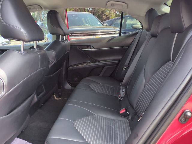 Used 2020 Toyota Camry SE FWD image 15