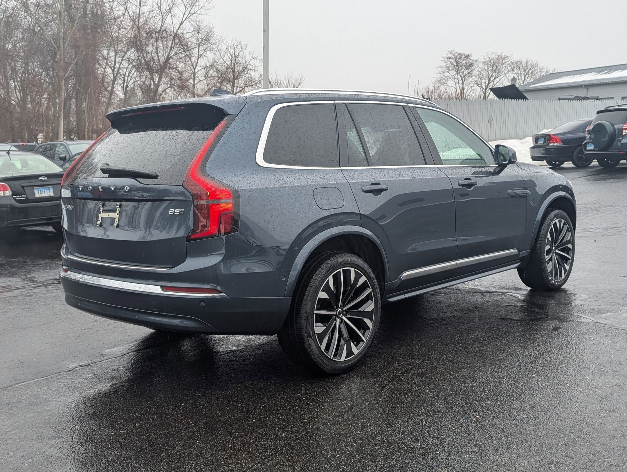 New 2026 Volvo XC90 B5 Ultra w/ Protection Package Premier image 4