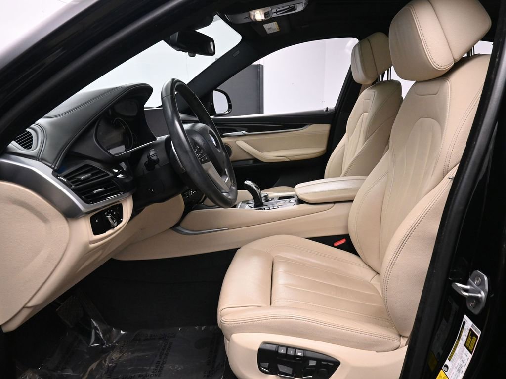 Used 2019 BMW X6 xDrive50i w/ Executive Package image 11