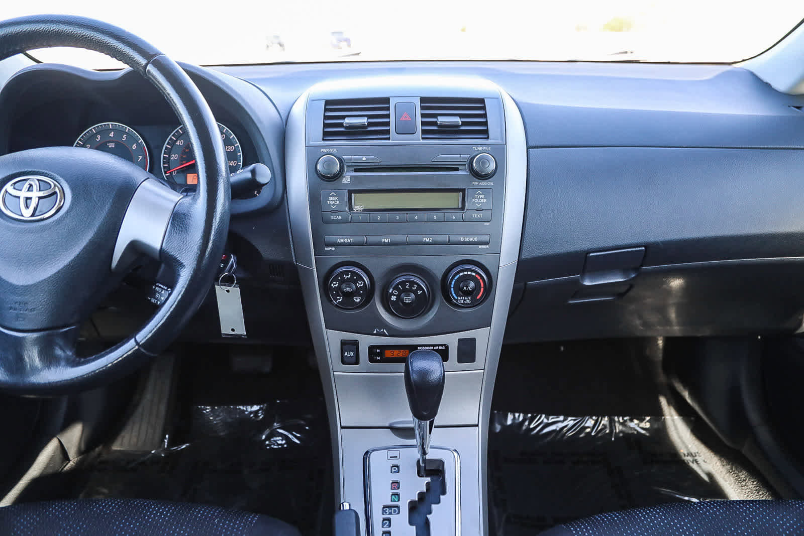 Used 2010 Toyota Corolla S image 13