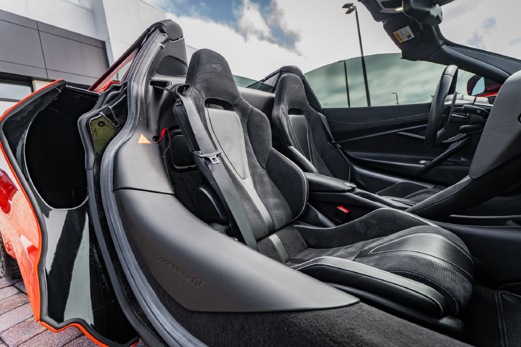 Used 2021 McLaren 720S Performance RWD image 33