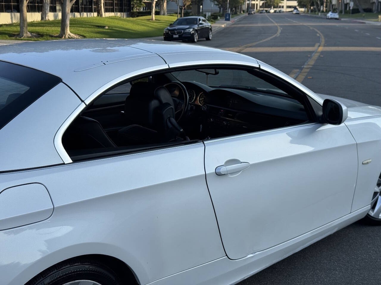 Used 2011 BMW 328i Convertible RWD image 13