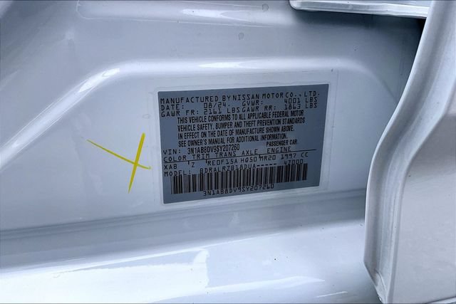 Certified 2025 Nissan Sentra SR w/ Lighting Package FWD image 16