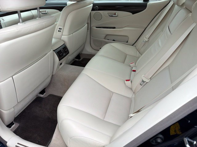 Used 2008 Lexus LS 460 RWD image 38