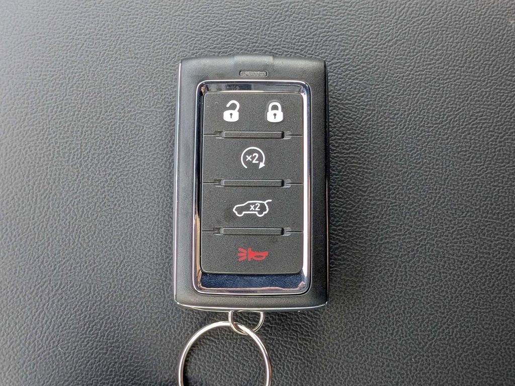 New 2026 Jeep Grand Cherokee L Laredo AWD/4WD image 32