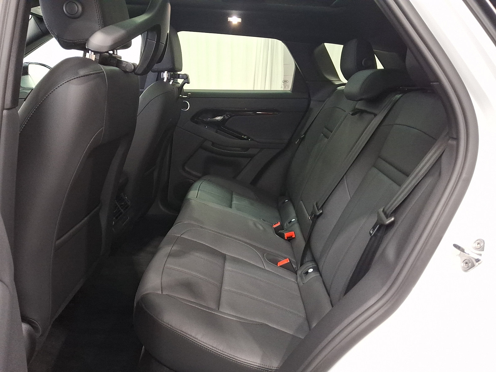 Certified 2026 Land Rover Range Rover Evoque S AWD/4WD image 11