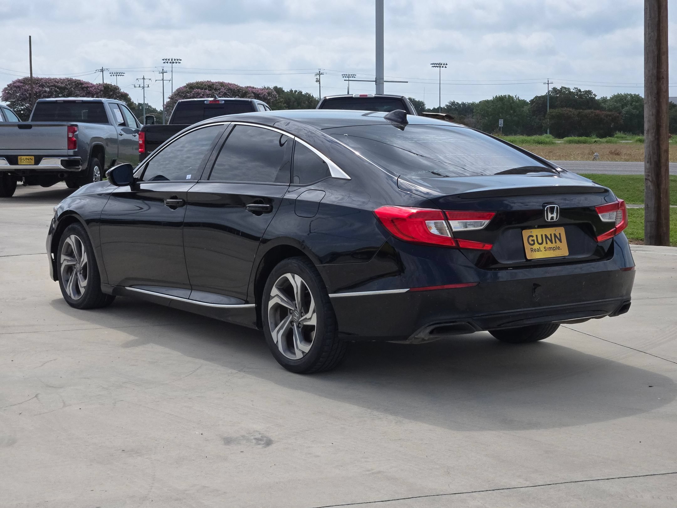 Used 2018 Honda Accord EX-L image 5