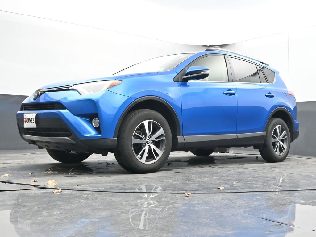Used 2018 Toyota RAV4 XLE image 46