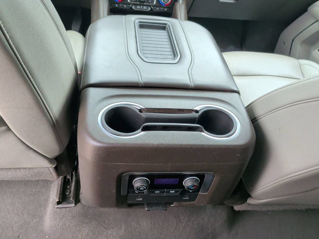 Used 2022 Chevrolet Tahoe LT w/ Luxury Package AWD/4WD image 44