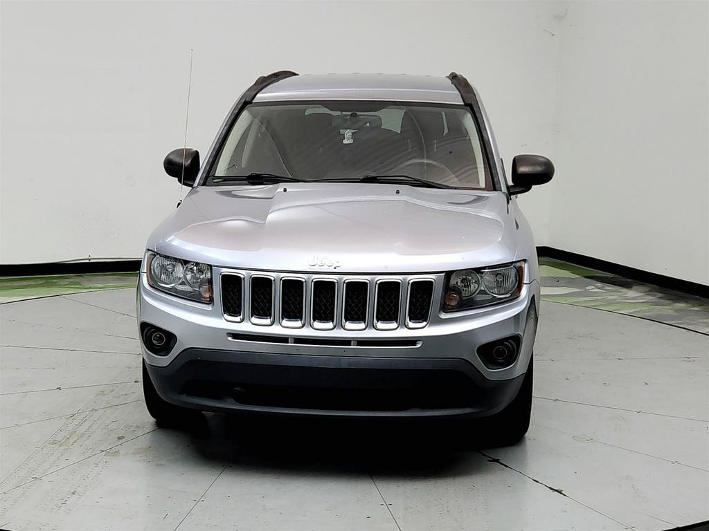 Used 2017 Jeep Compass Sport w/ Power Value Group FWD image 2