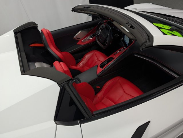 Certified 2024 Chevrolet Corvette Stingray Preferred Conv RWD image 37