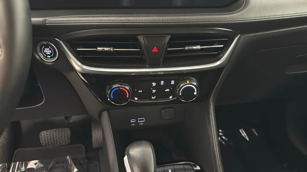 Certified 2024 Buick Encore GX Sport Touring w/ Comfort Package FWD image 22