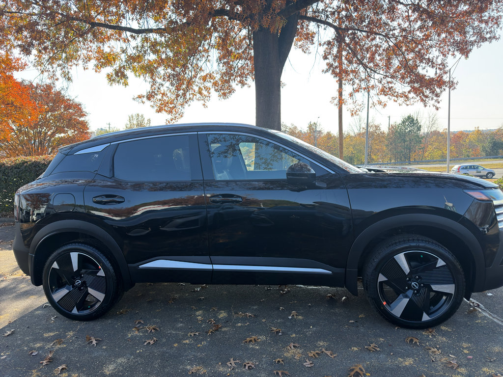 New 2026 Nissan Kicks SR w/ SR Premium Package image 8