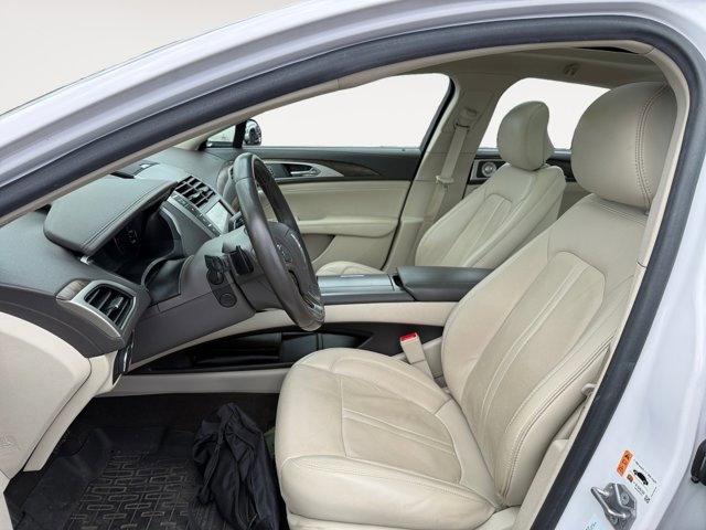 Used 2019 Lincoln MKZ Reserve w/ Luxury Package AWD/4WD image 11