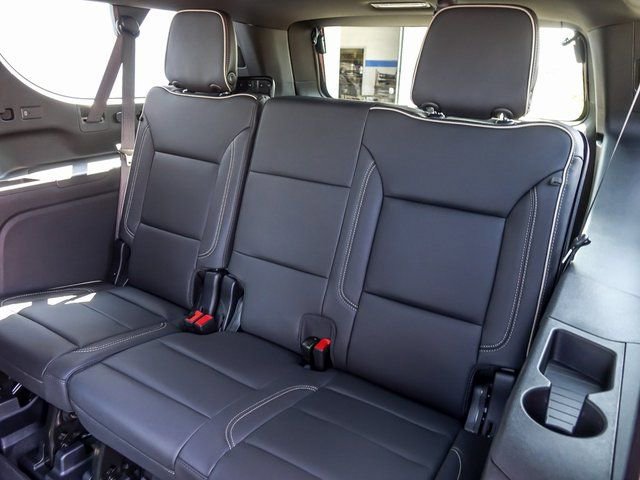New 2026 Chevrolet Suburban Premier image 20