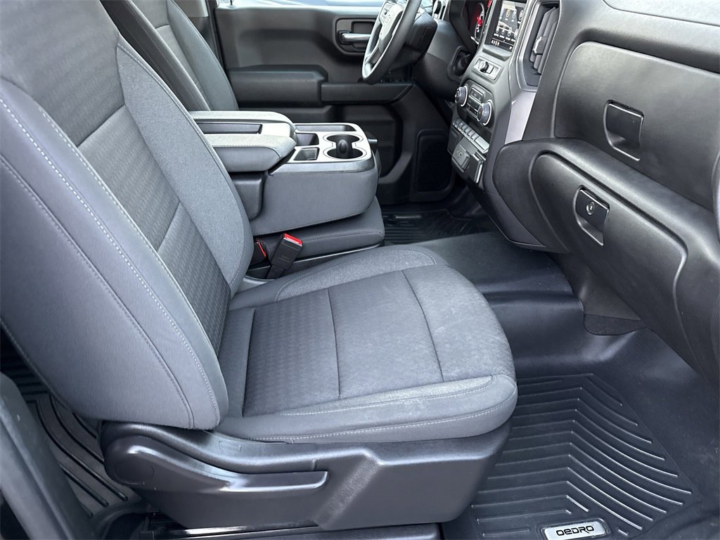 Used 2022 Chevrolet Silverado 1500 Custom image 13