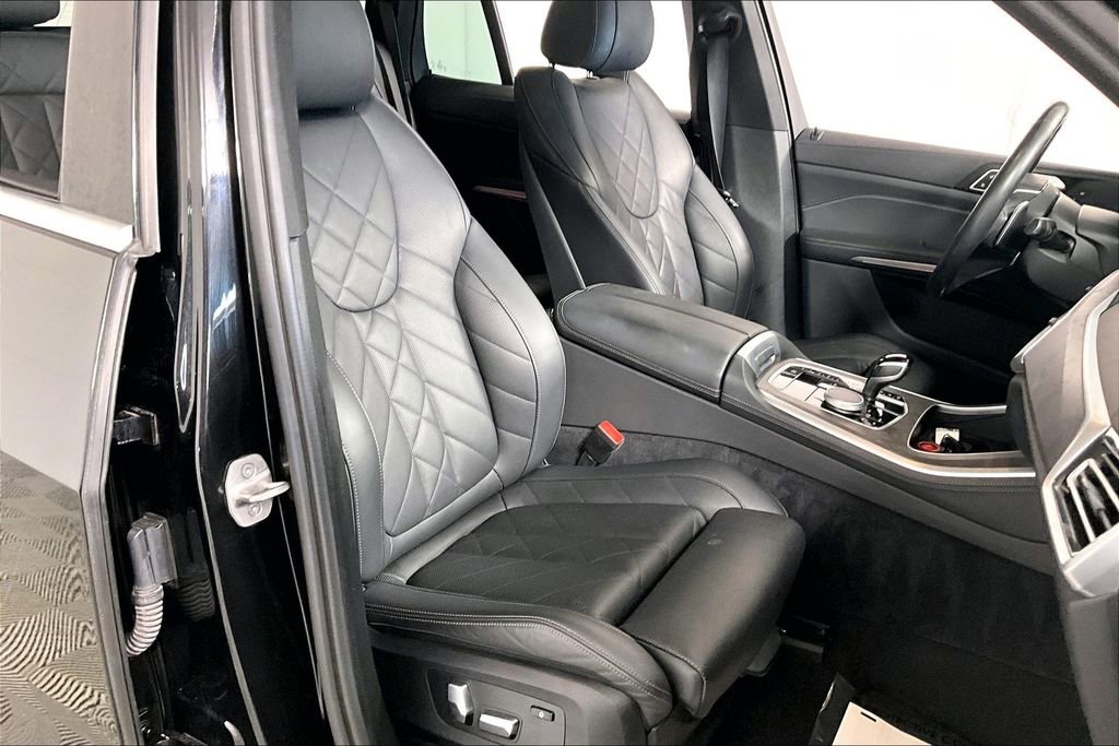 Used 2023 BMW X5 xDrive40i image 7