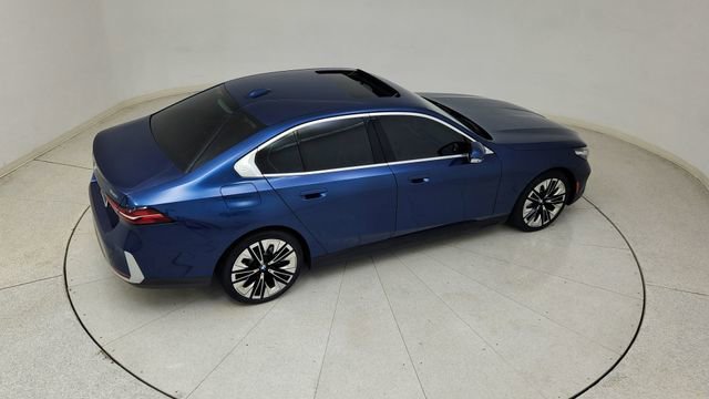 Used 2026 BMW 530i xDrive image 81