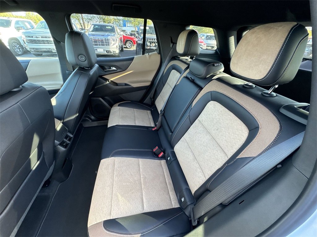 New 2026 Chevrolet Equinox ACTIV image 22