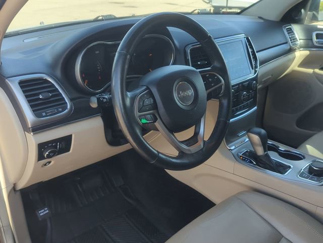 Used 2019 Jeep Grand Cherokee Limited AWD/4WD image 12