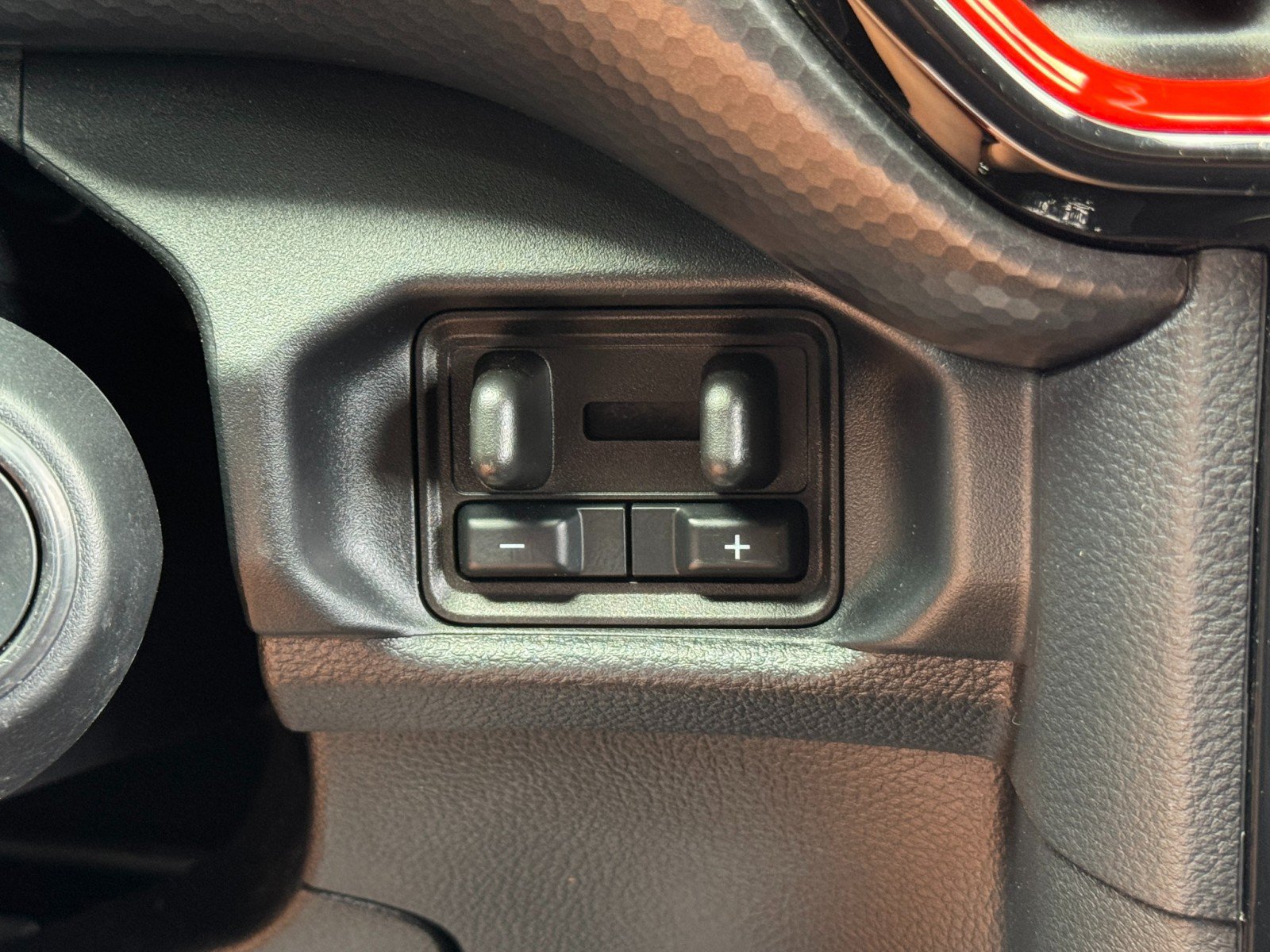 Used 2025 Ford Ranger Raptor AWD/4WD image 24