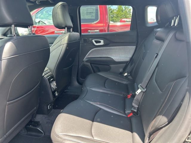 New 2024 Jeep Compass Latitude w/ Sun and Sound Group image 35