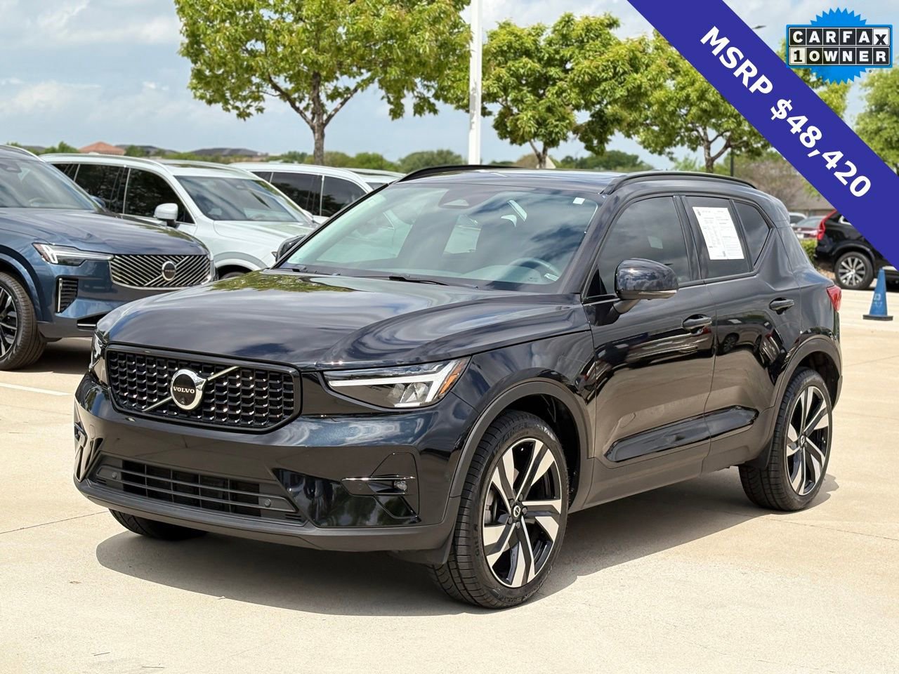 Certified 2024 Volvo XC40 B5 Plus AWD/4WD image 3