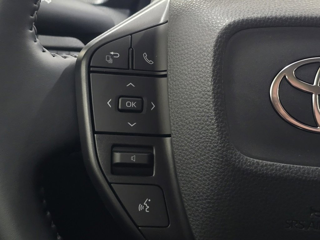 New 2026 Toyota Prius LE image 32