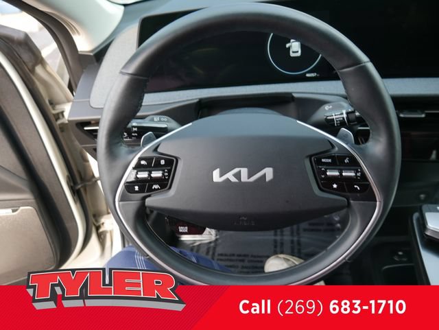 Used 2022 Kia EV6 Wind w/ Wind Technology Package AWD/4WD image 29