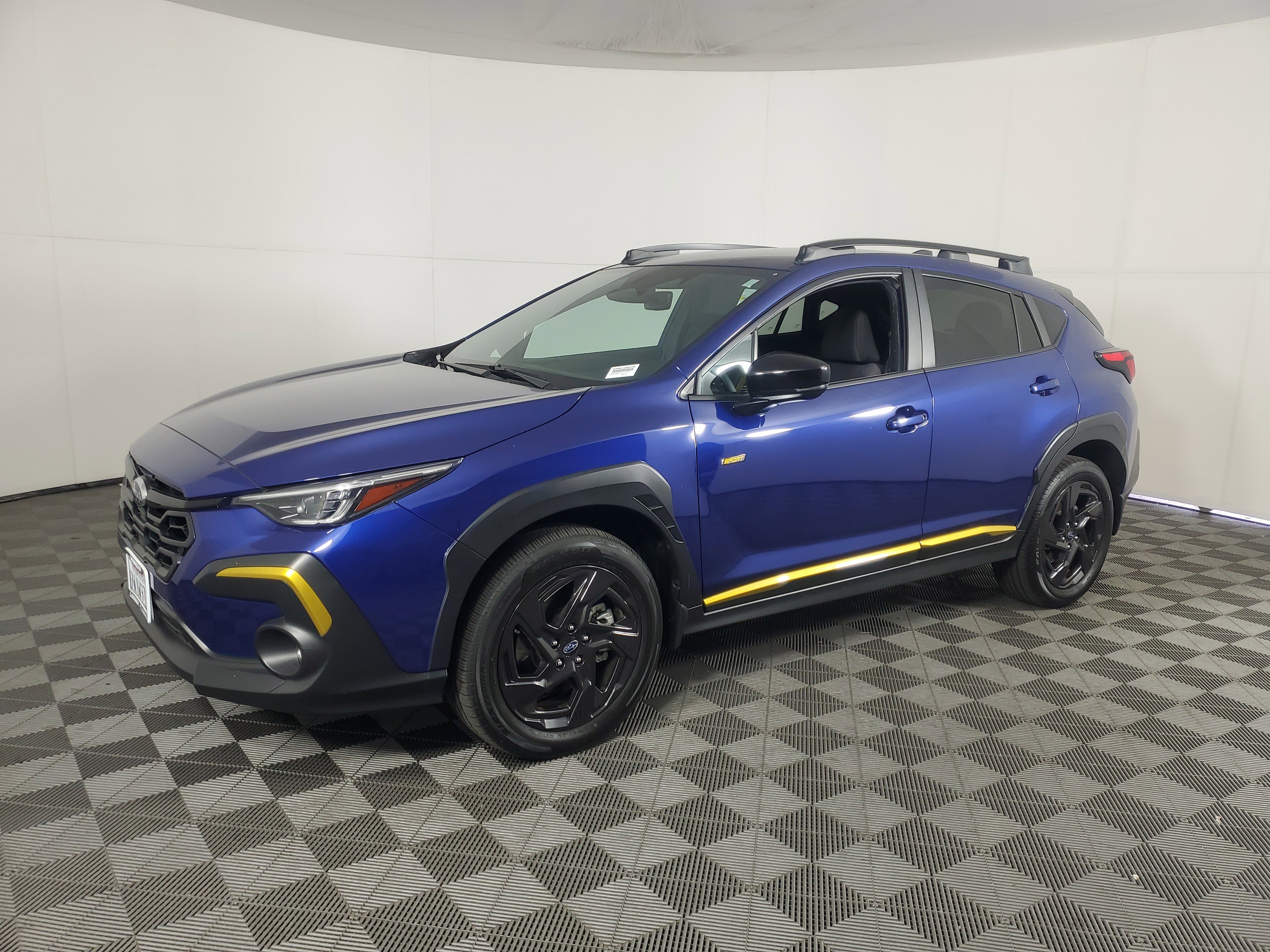 Used 2025 Subaru Crosstrek 2.5i Sport w/ Crosstrek Mirror Package AWD/4WD image 8